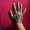 Knochen hand mit rose